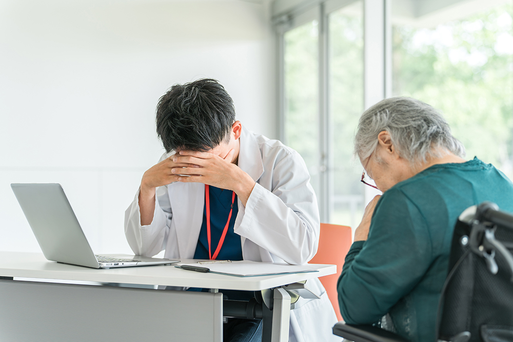 バリアフリーの問題点とは?日常生活や社会に残る課題を多面的に解説