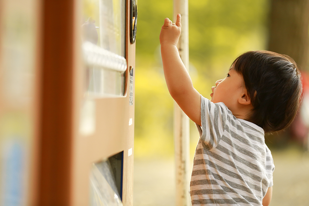 ユニバーサルデザイン 自動販売機 の導入ガイド：施設運営者向けチェックポイント